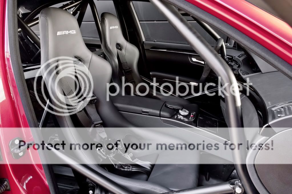Mercedes-55-V8-BiTurbo-200.jpg